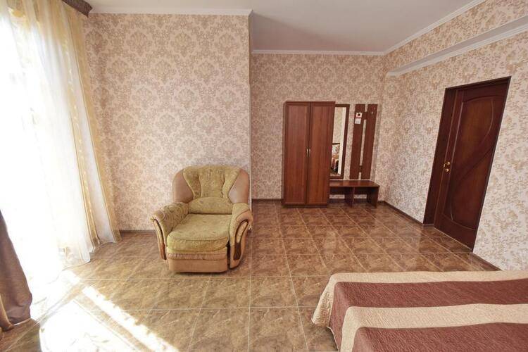 Отель Селини