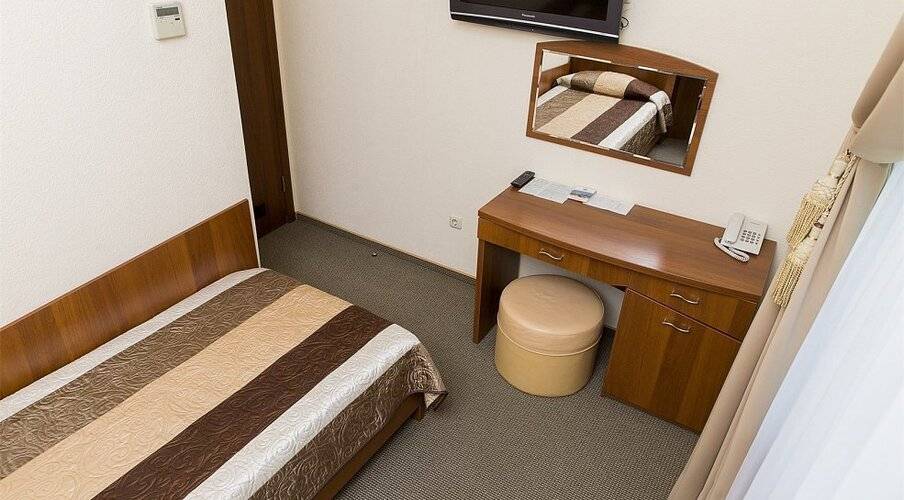Отель Эмеральд