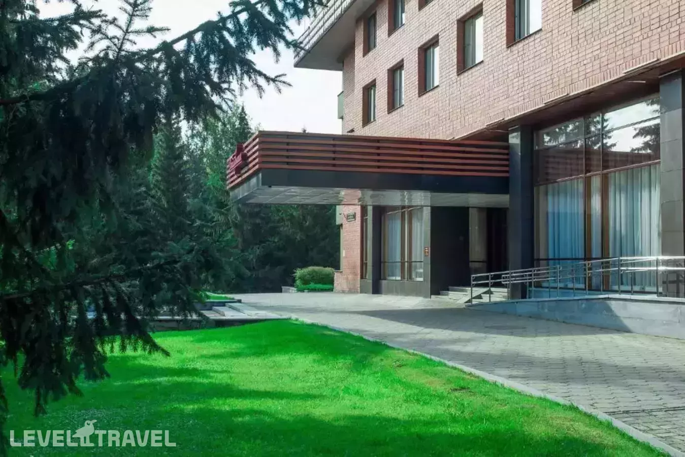 Гостиница Октябрьская