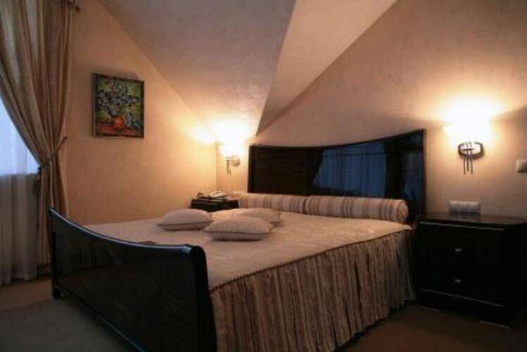 Парк-Отель Грааль (Graal Park Hotel)