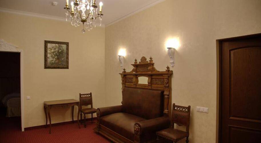 Отель Бристоль