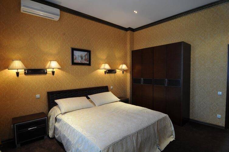 Мартон Берлинский Дом