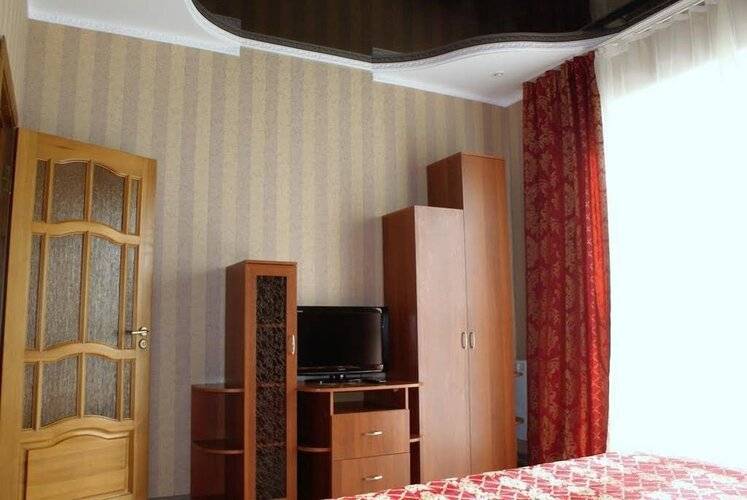 Гостиница Корона