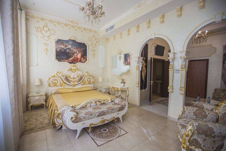 Зодиак Бутик Отель