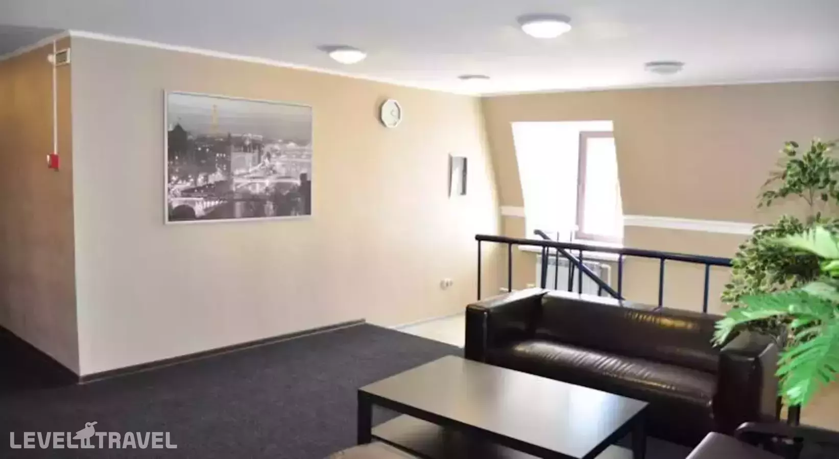 Отель Вояджер