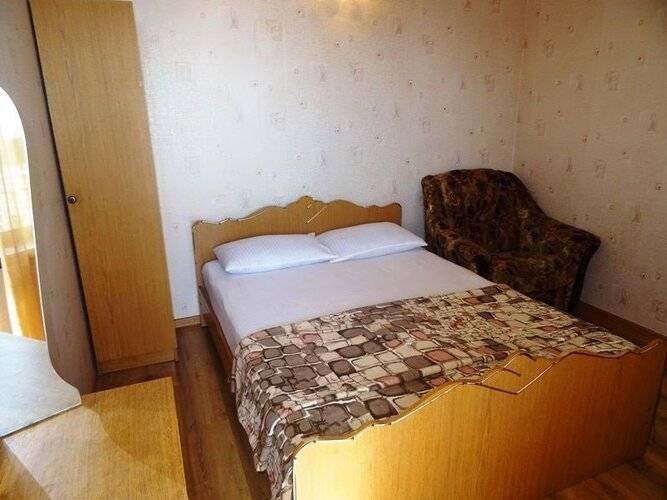 Отель Сабрина