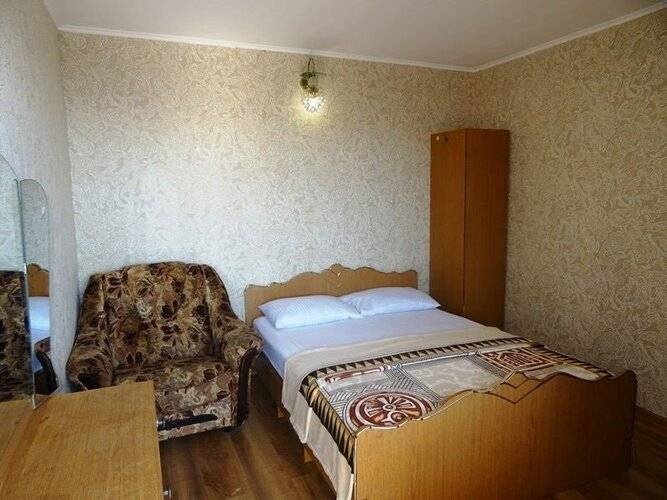 Отель Сабрина