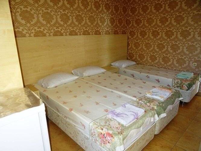 Отель Сабрина