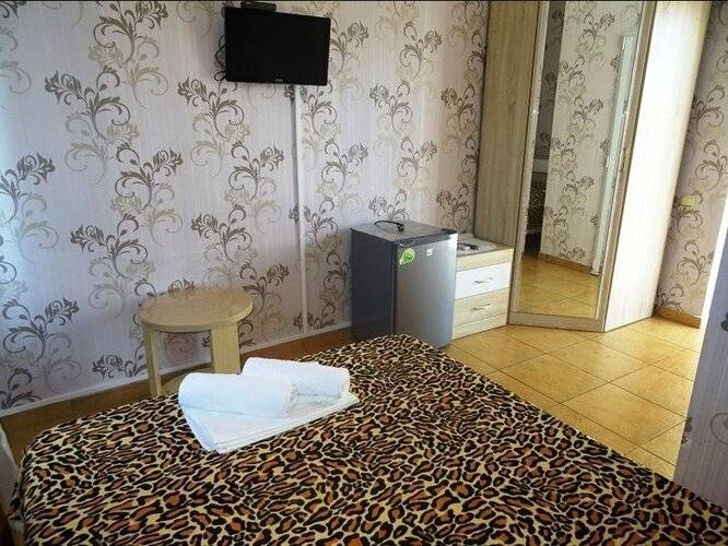 Отель Сабрина