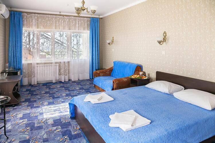 Happylinn Hotel
