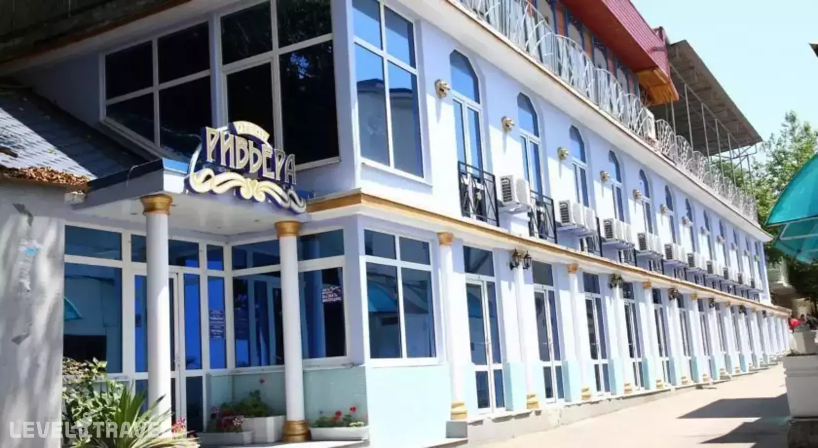 Ривьера Отель