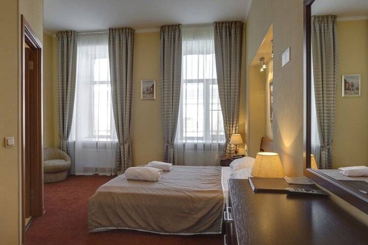 Solo Hotel (Соло На Исаакиевской Площади) Гостевой Дом