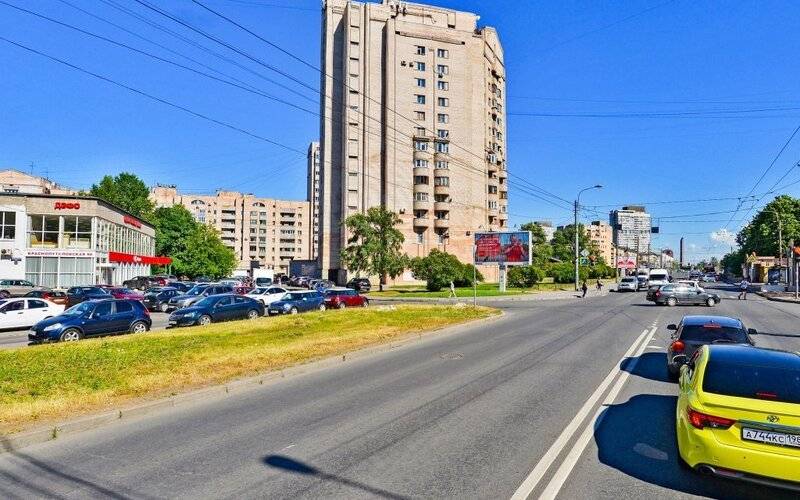 Апартаменты На Варшавская 63/1