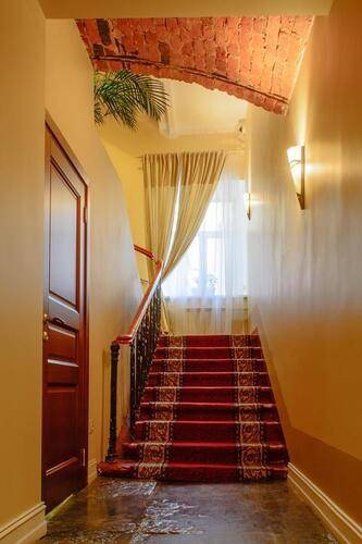 1913 Hotel