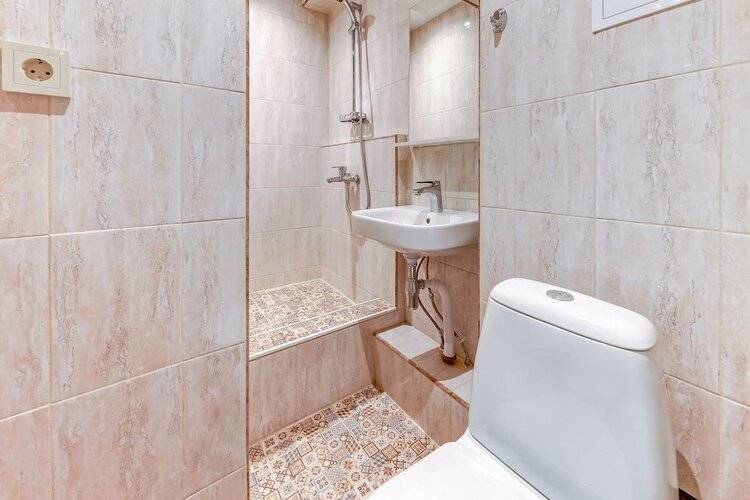 Отель Амбитус