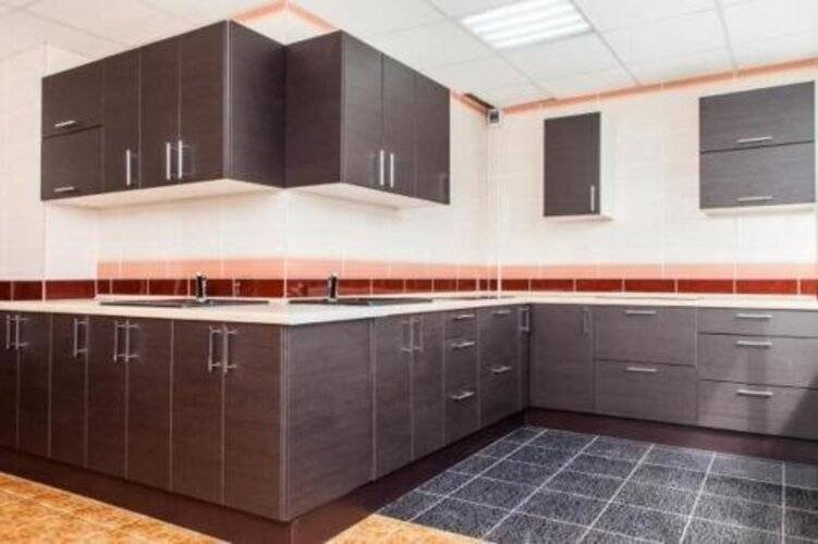 Отель Амбитус