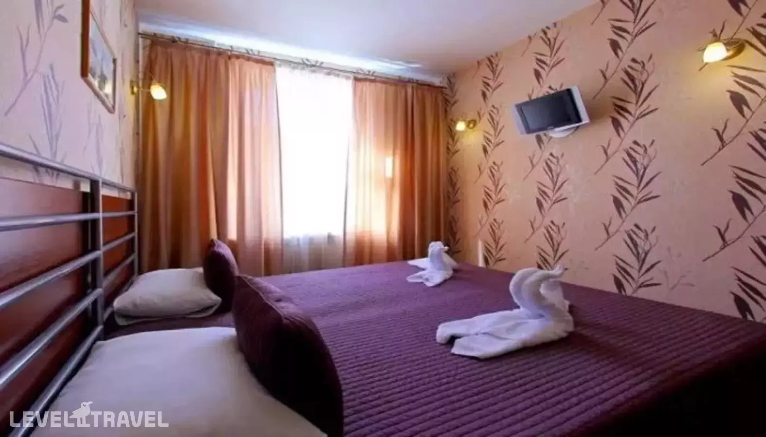 Отель Глория