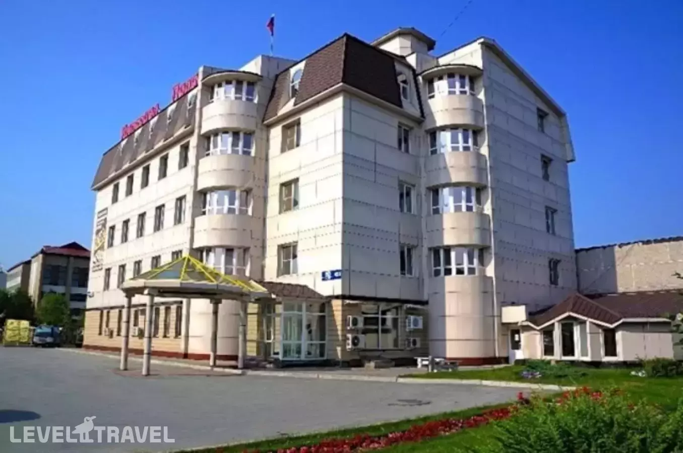 Империал Палас