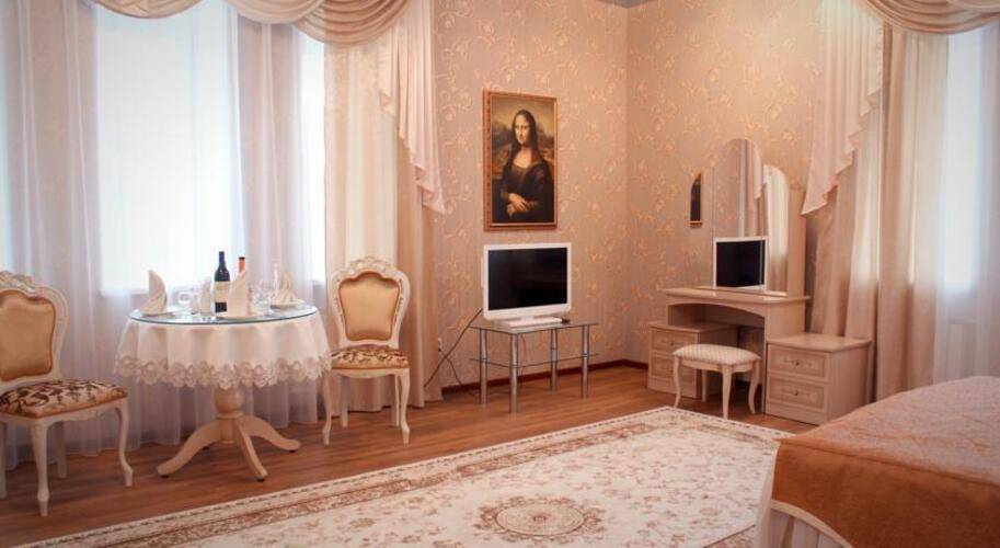 Никольский
