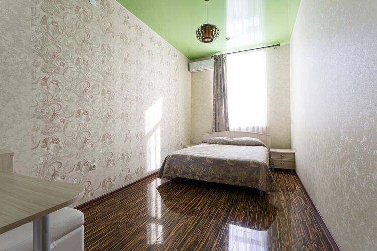 Отель Оранж