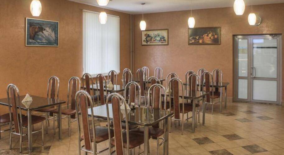 Мотель Кросс Кантри