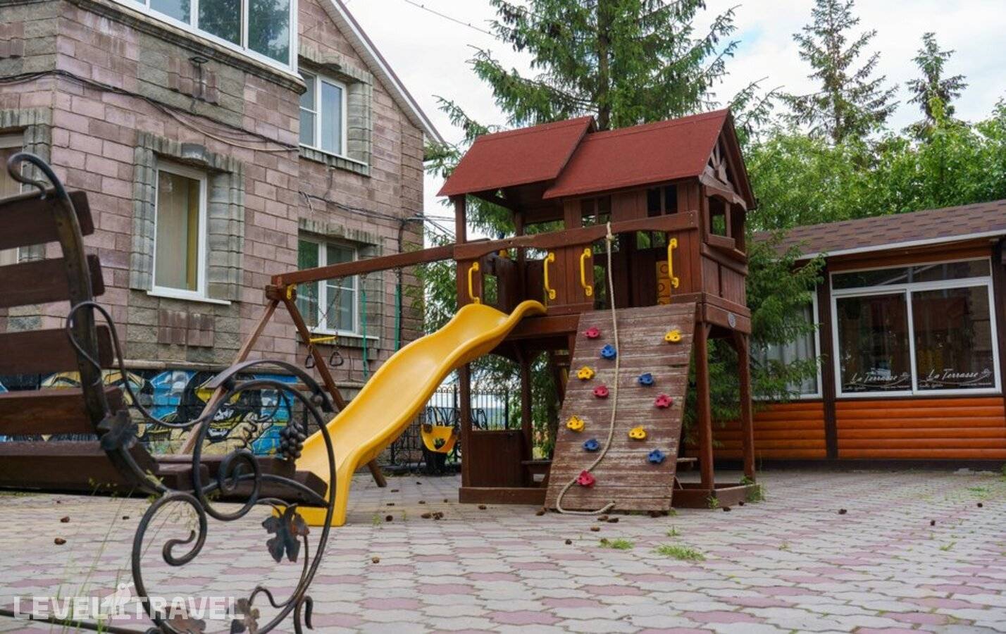 Изображение отеля 3