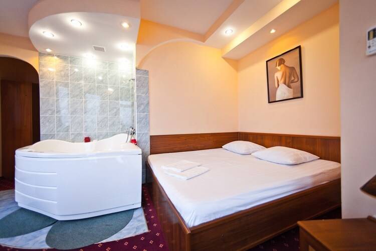 Гостиница Торнадо