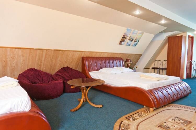 Гостиница Торнадо