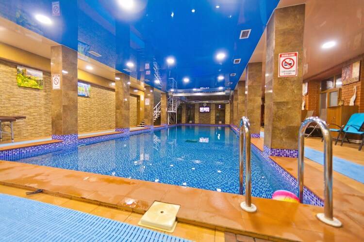 Гостиница Торнадо