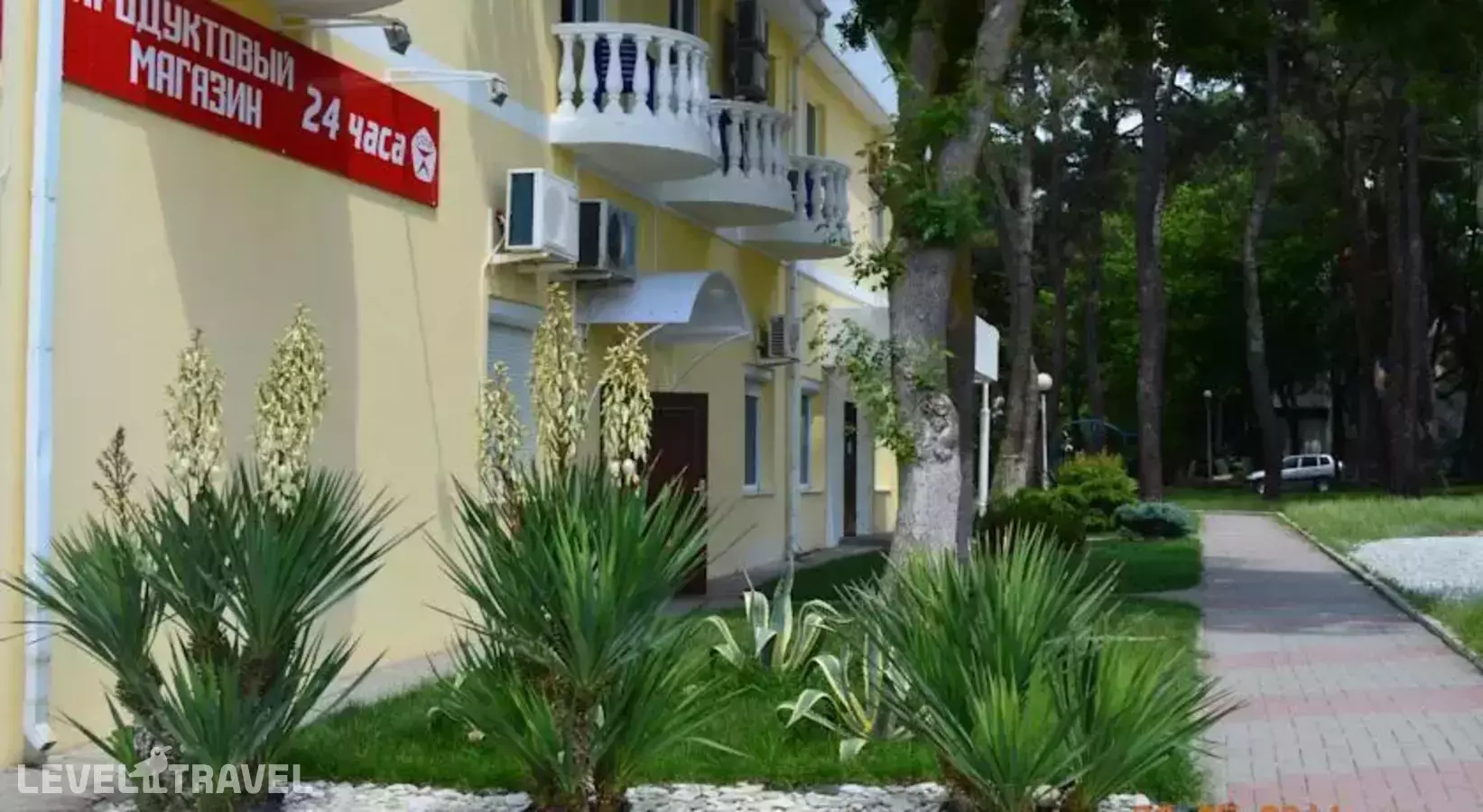 Отель Лазурь