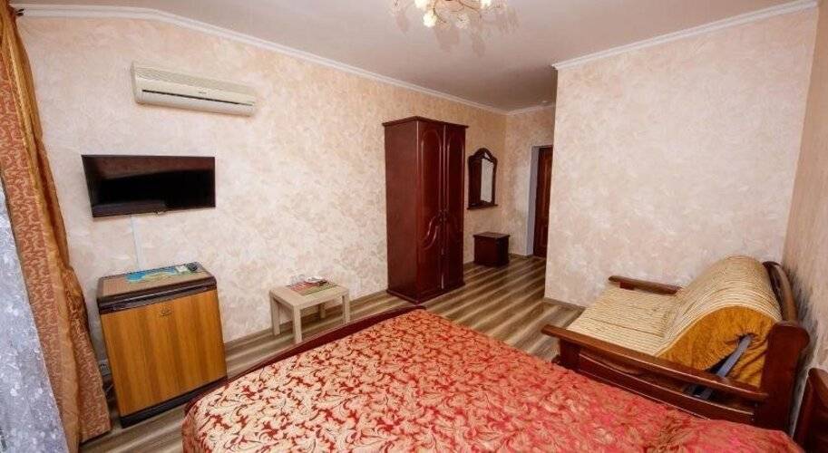 Отель Акрополь