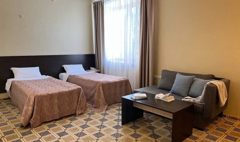 Отель Крутики