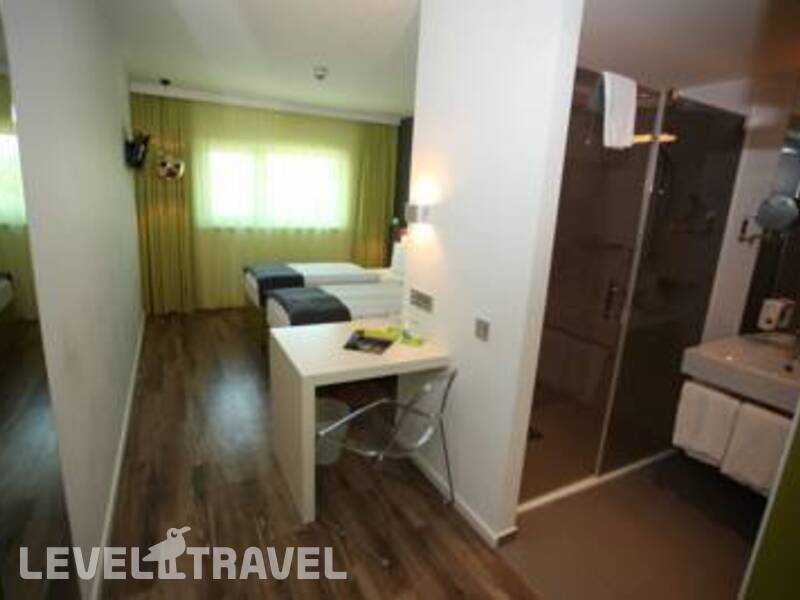 Фотография Roomz Hotel