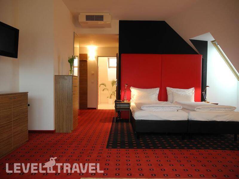 Фотография Senator Hotel