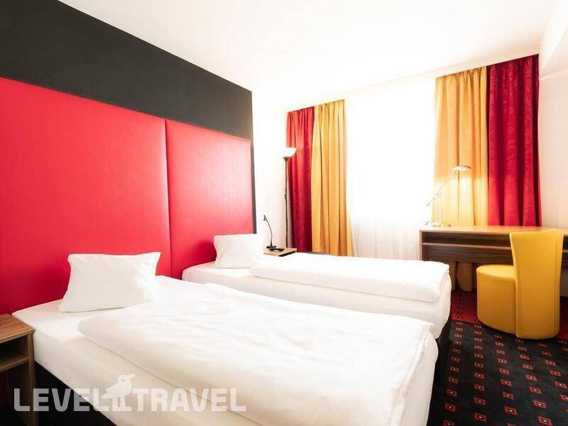 Фотография Senator Hotel