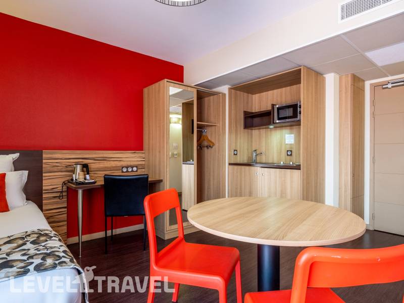 Фотография Adagio Lyon Patio Confluence (Ex. Quality Suites Lyon Confluence)