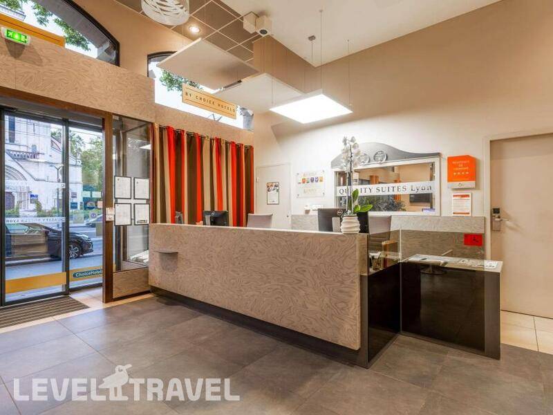 Фотография Adagio Lyon Patio Confluence (Ex. Quality Suites Lyon Confluence)