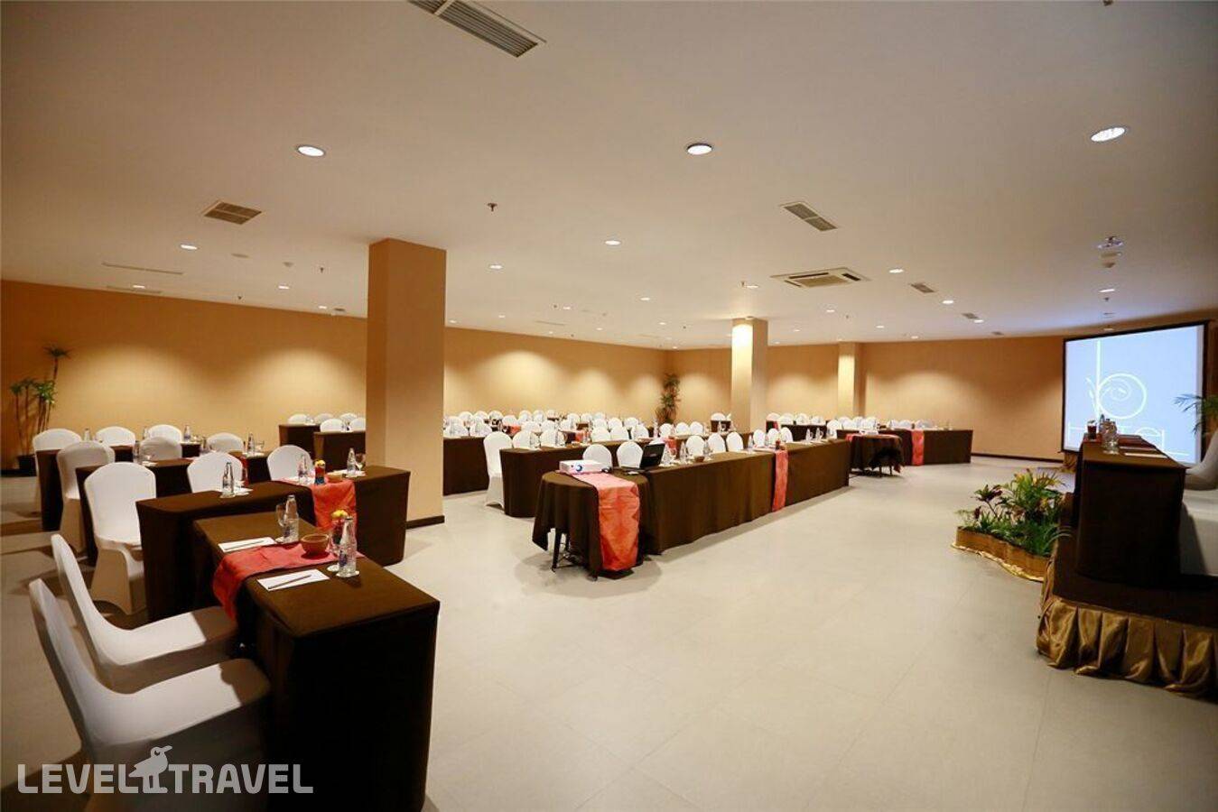 фотографии отеля B Hotel Bali & Spa в Индонезия(Легиан) - фото №36