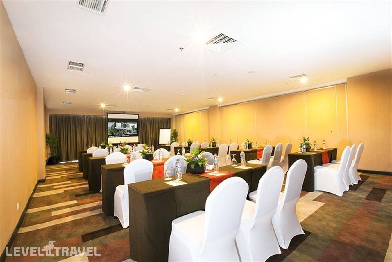 фотографии отеля B Hotel Bali & Spa в Индонезия(Легиан) - фото №12