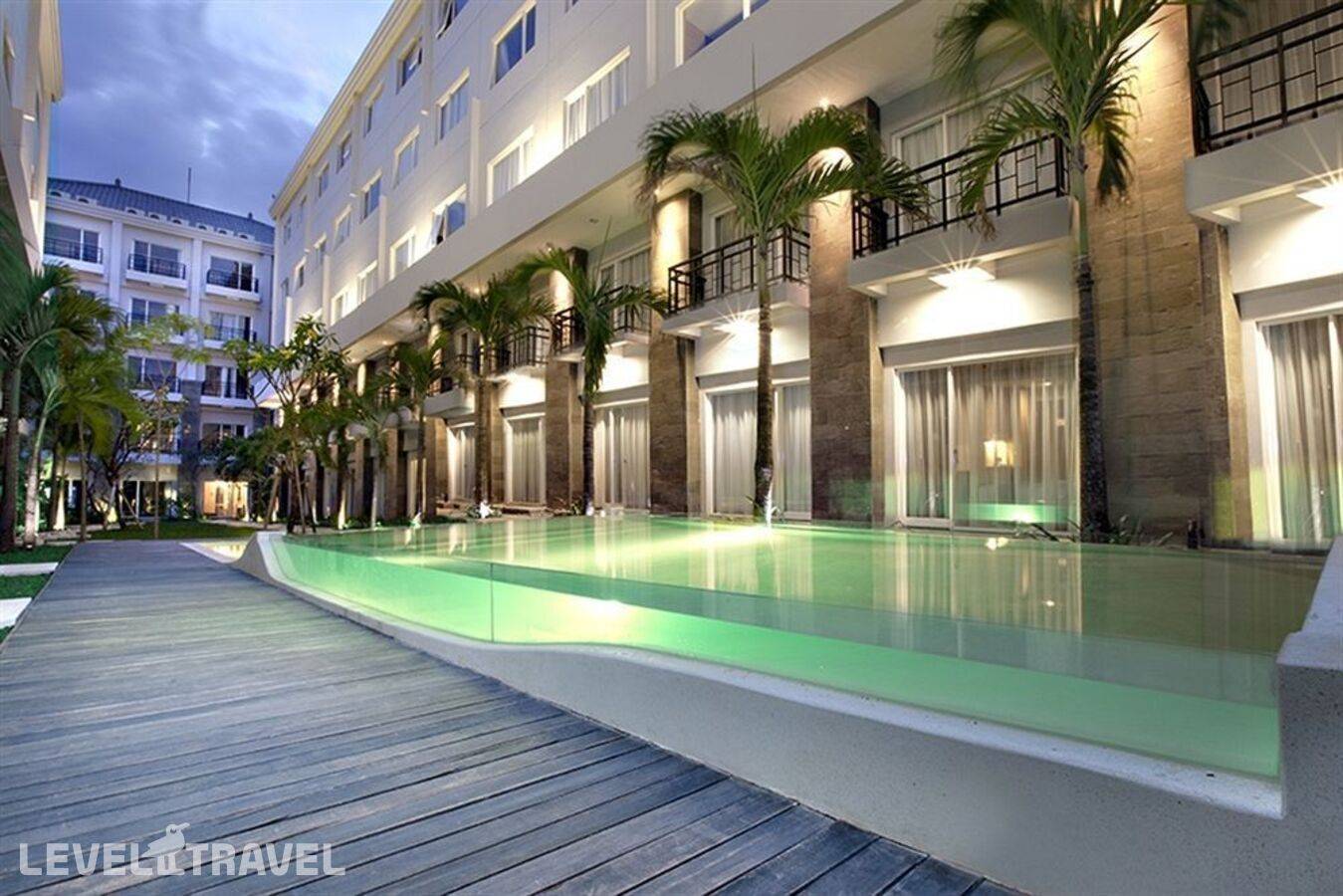 фотографии отеля B Hotel Bali & Spa в Индонезия(Легиан) - фото №6