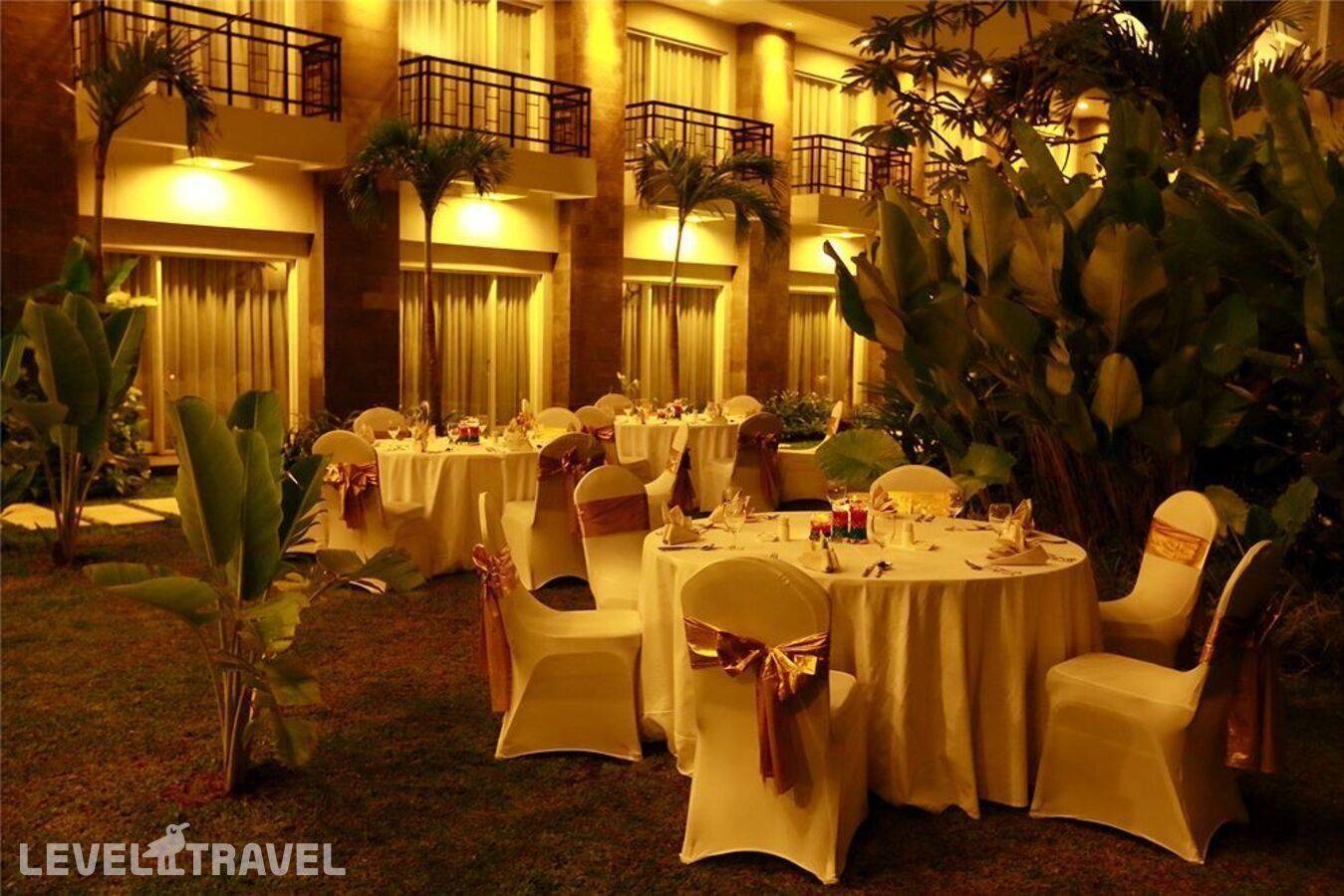 фотографии отеля B Hotel Bali & Spa в Индонезия(Легиан) - фото №28