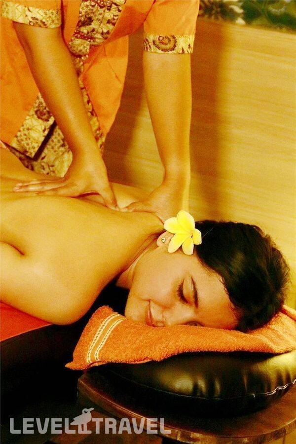 фотографии отеля B Hotel Bali & Spa в Индонезия(Легиан) - фото №35