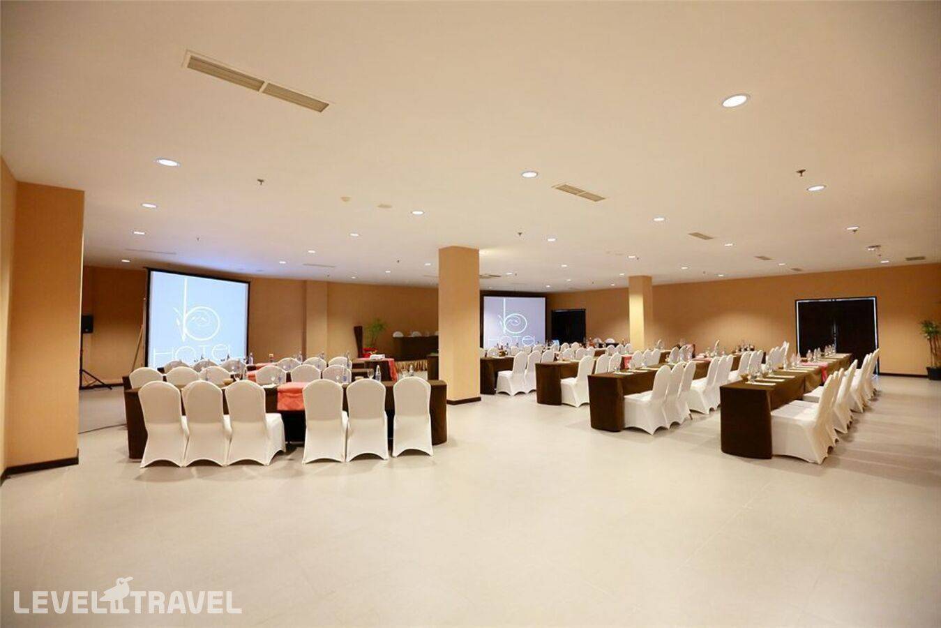 фотографии отеля B Hotel Bali & Spa в Индонезия(Легиан) - фото №38