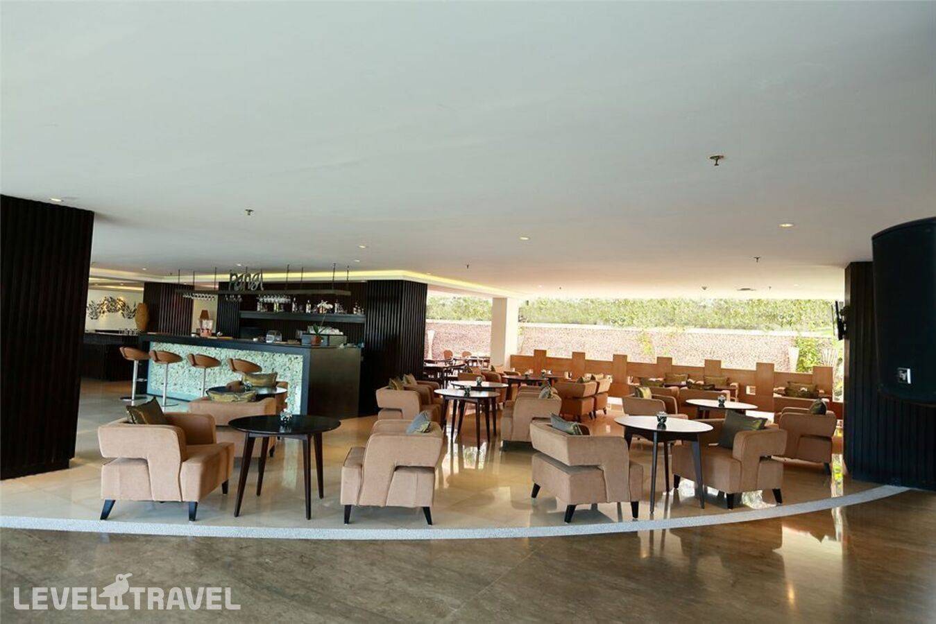 фотографии отеля B Hotel Bali & Spa в Индонезия(Легиан) - фото №46