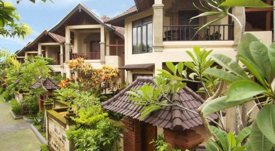 Bali Ayu Hotel And Villas