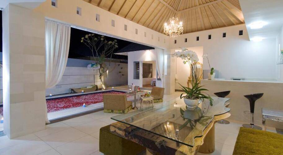 Kamuela Villas Seminyak