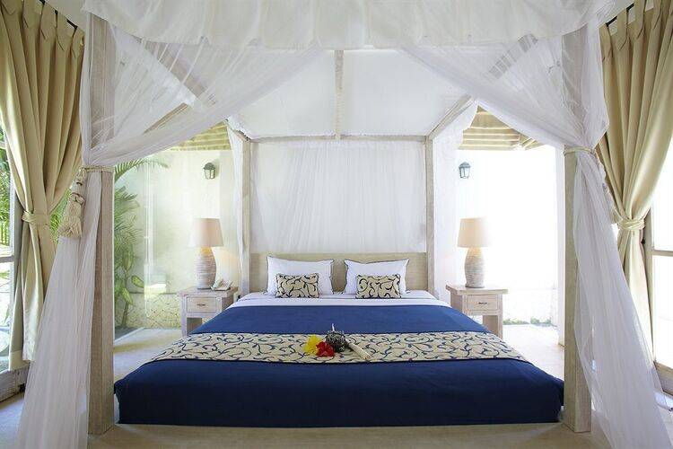 Artemis Villa And Hotel