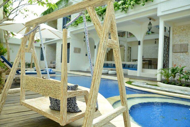 Artemis Villa And Hotel