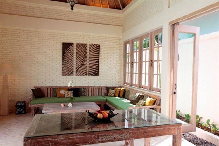 Artemis Villa And Hotel