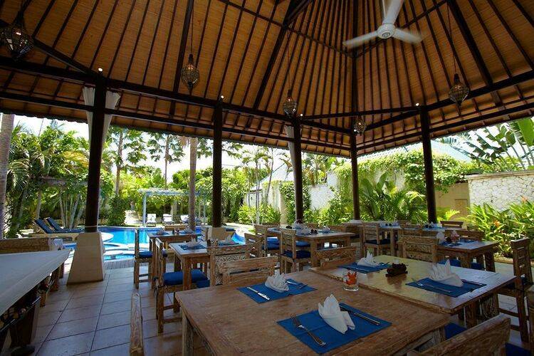 Artemis Villa And Hotel